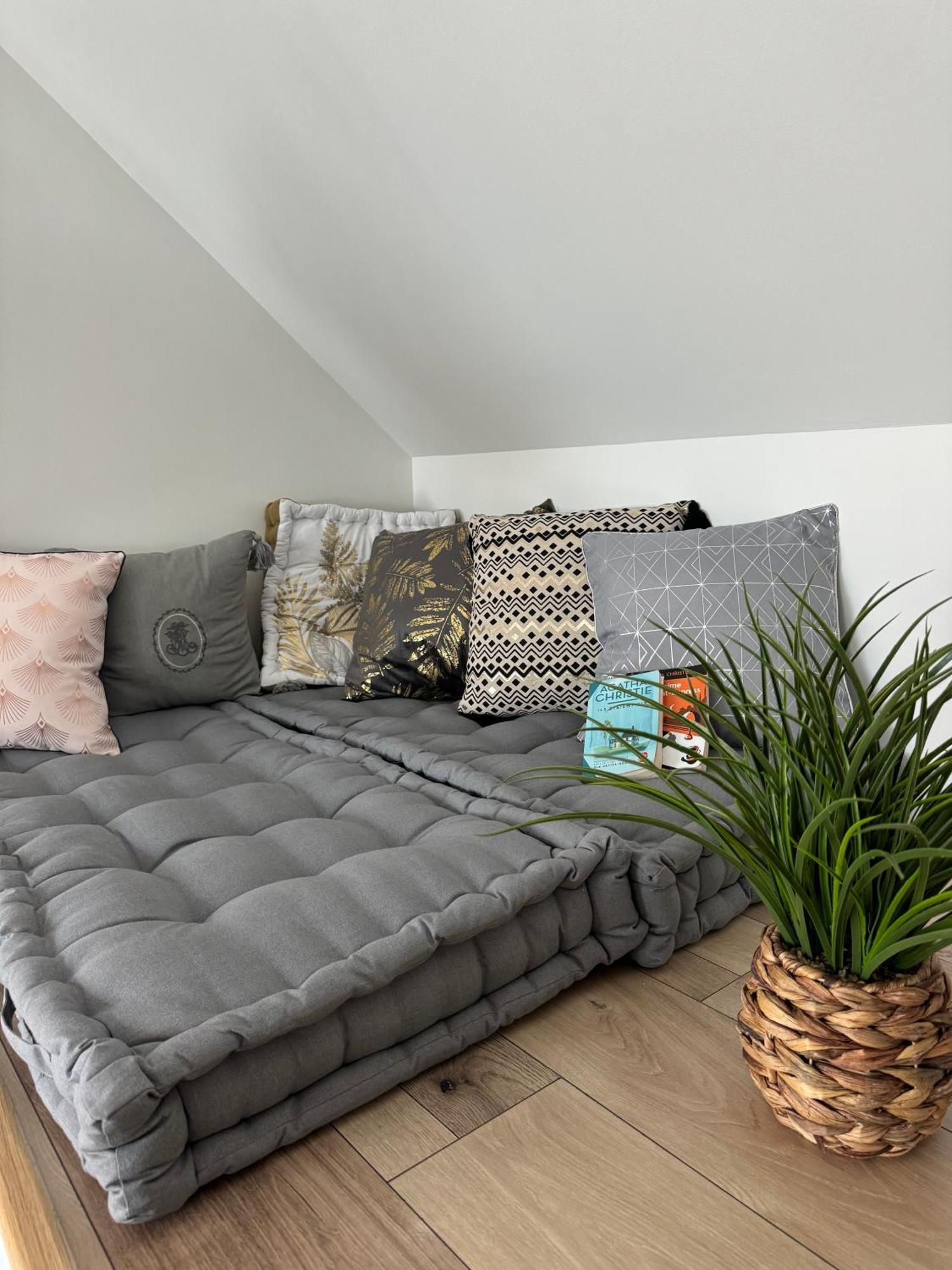 Magnifique Appartement Vue Lac - 5 Personnes Voglans Zewnętrze zdjęcie