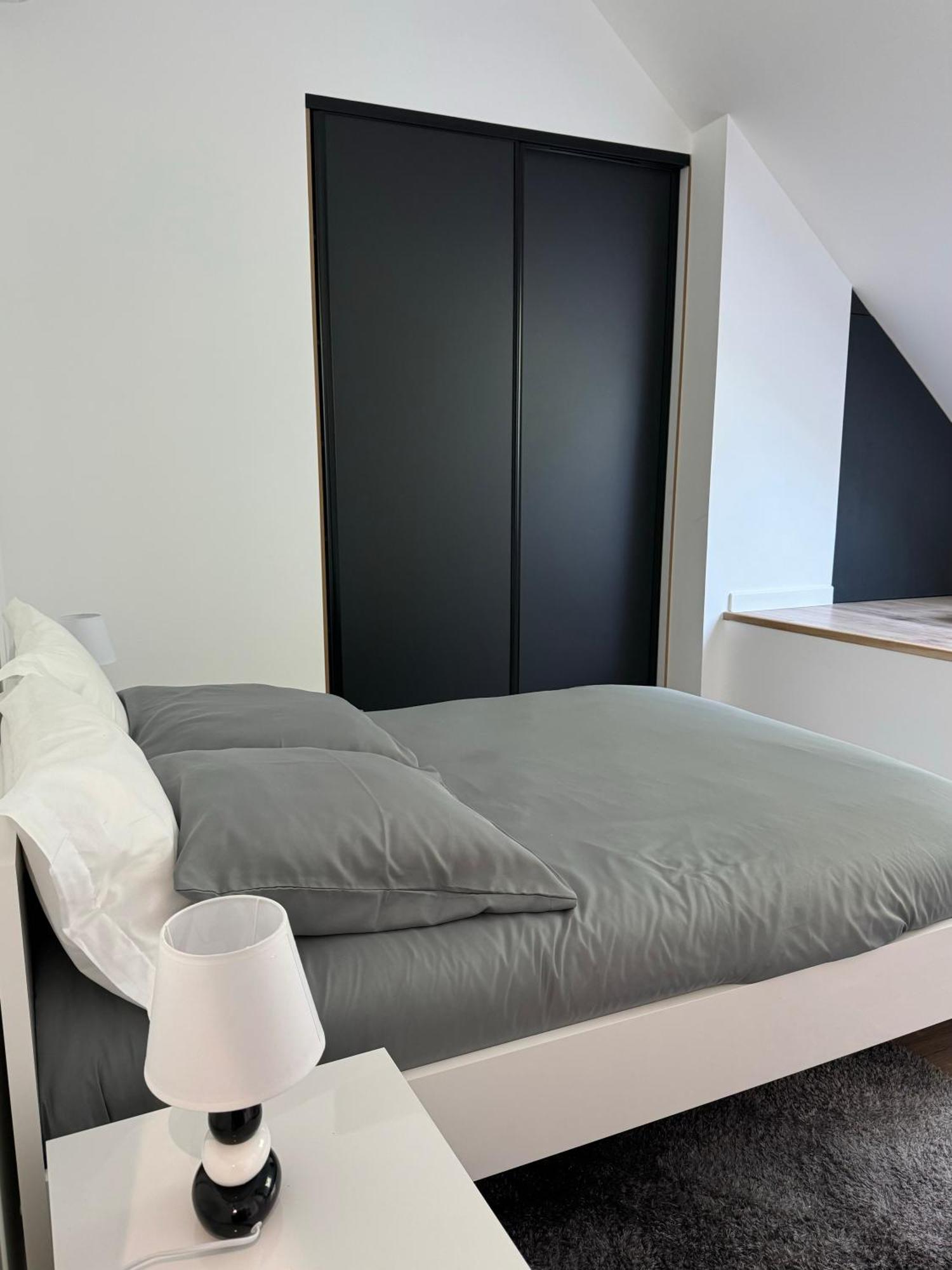 Magnifique Appartement Vue Lac - 5 Personnes Voglans Zewnętrze zdjęcie