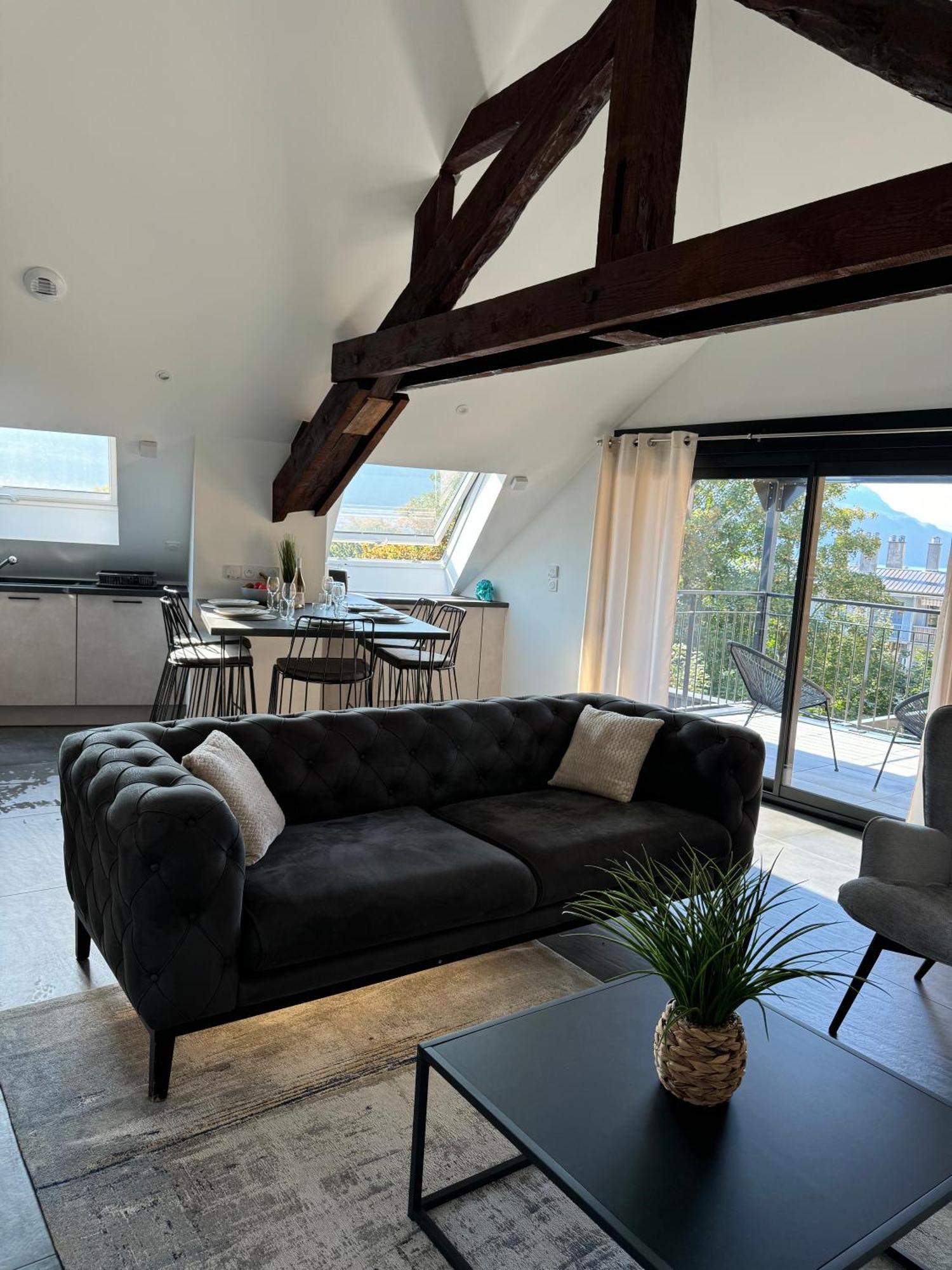 Magnifique Appartement Vue Lac - 5 Personnes Voglans Zewnętrze zdjęcie